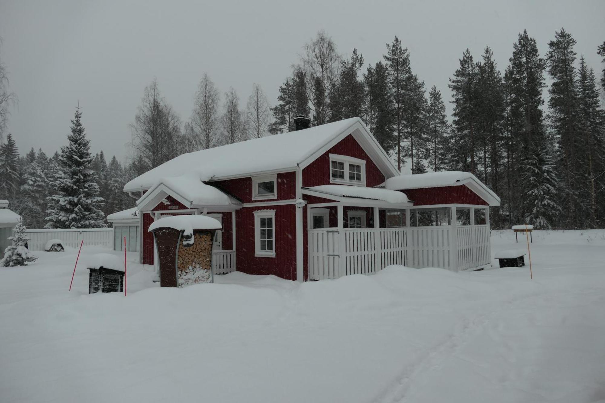 Villa Arctic Ranch à Överkalix Extérieur photo